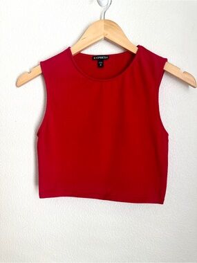 Express Women’s Red Cropped Top Size XS